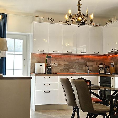 The Three Flowers Pool House Trogir Ngoại thất bức ảnh