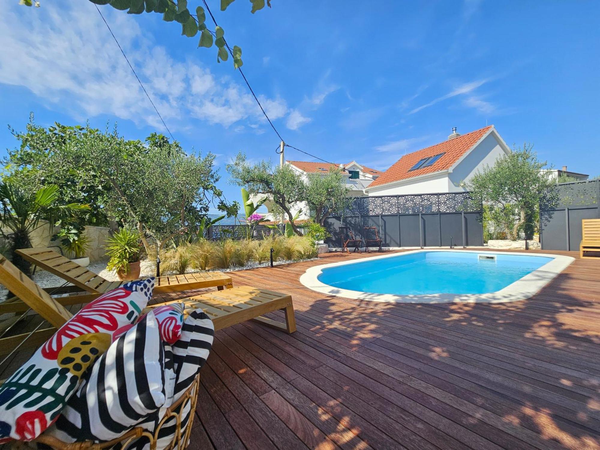 The Three Flowers Pool House Trogir Ngoại thất bức ảnh