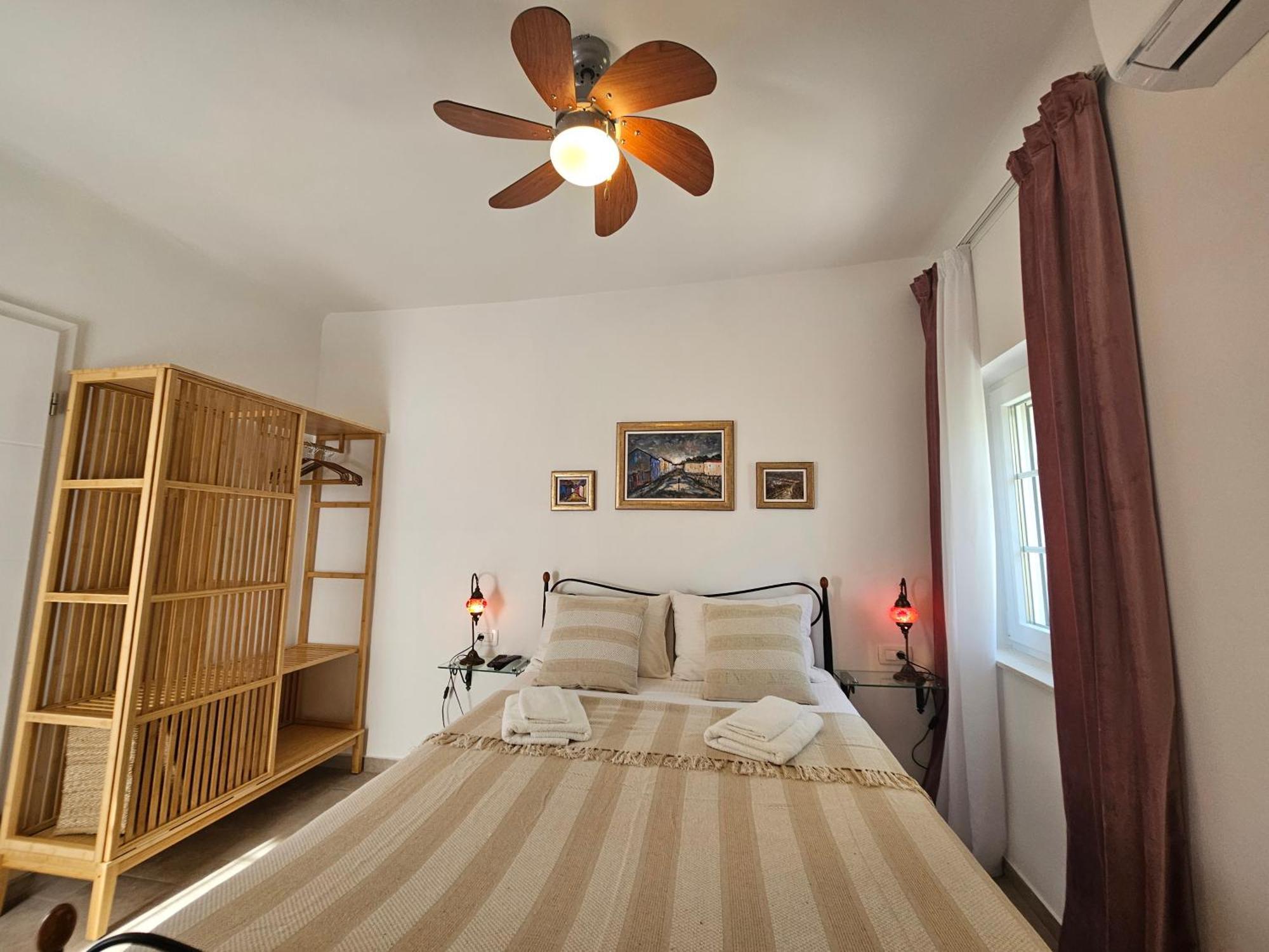 The Three Flowers Pool House Trogir Ngoại thất bức ảnh