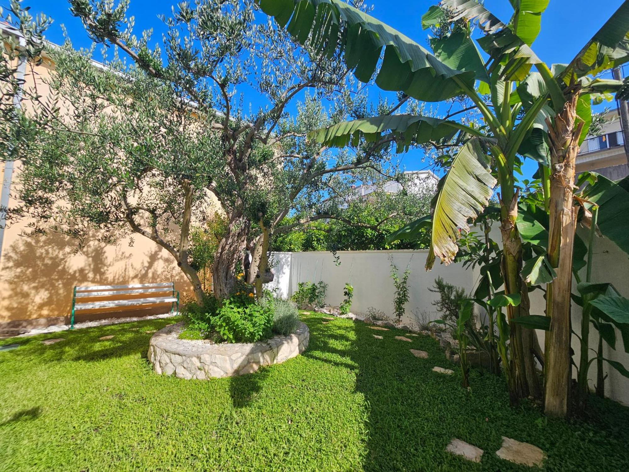 The Three Flowers Pool House Trogir Ngoại thất bức ảnh